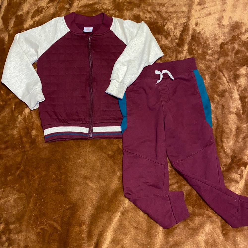 Kids jacket and pants set. Size 4T